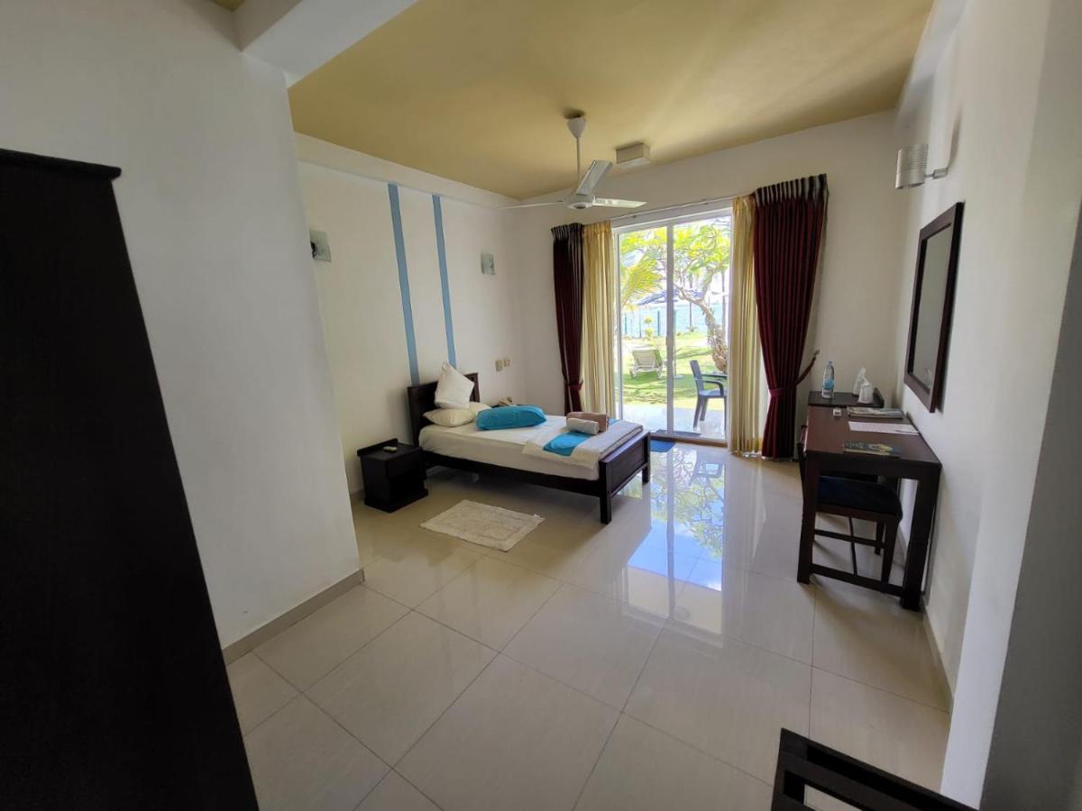 Rainbow Lagoon Resort Νεγκόμπο Εξωτερικό φωτογραφία